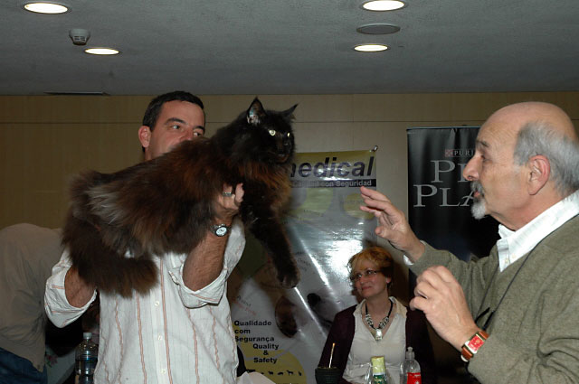 Odin of Sea Place at the Montevideo show, 2009